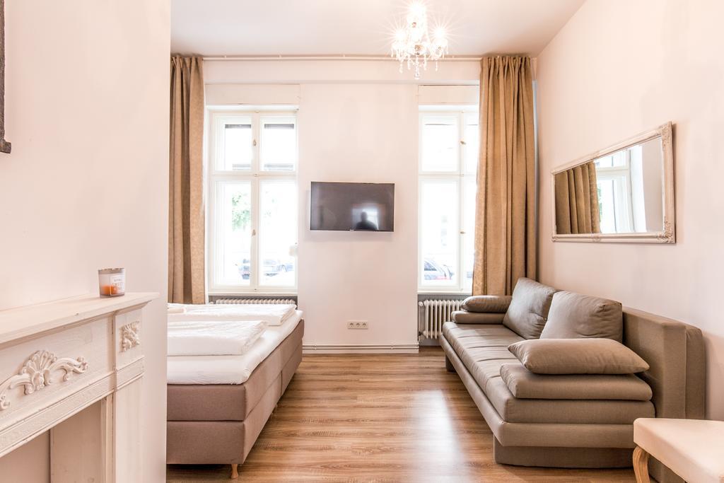 Fritz By Rockchair Apartments L Superhost Status L 3 Bedrooms Boxspringbeds 2 Bathrooms 2 Kitchen - Cozy Family & Business Flair Welcomes You! Берлін Екстер'єр фото
