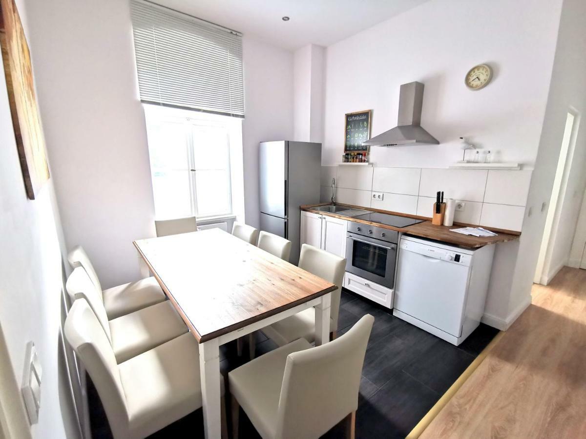 Fritz By Rockchair Apartments L Superhost Status L 3 Bedrooms Boxspringbeds 2 Bathrooms 2 Kitchen - Cozy Family & Business Flair Welcomes You! Берлін Екстер'єр фото